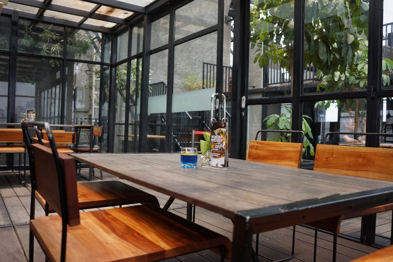 Liberta Hotel Kemang Yakarta Exterior foto