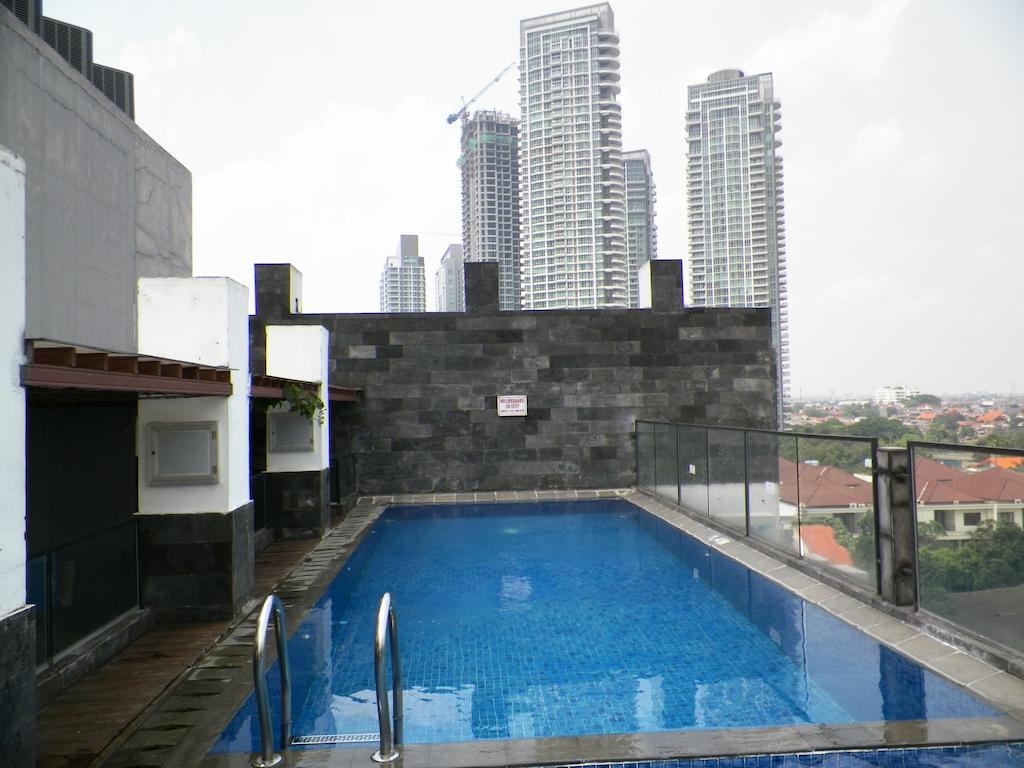 Liberta Hotel Kemang Yakarta Exterior foto